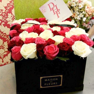 Коробка из роз "Розовое счастье"