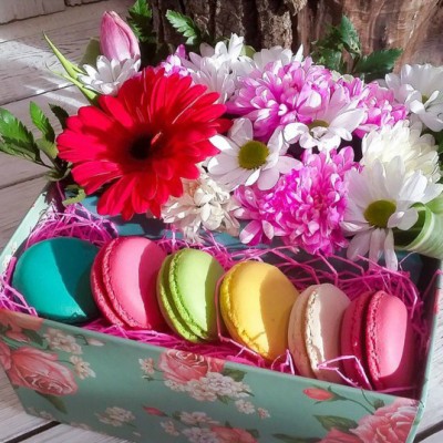 Коробка из цветов "Милая Радость"